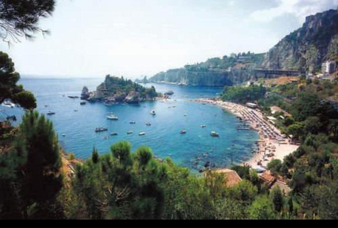Arcadia Golden Bay Διαμέρισμα Giardini Naxos Εξωτερικό φωτογραφία