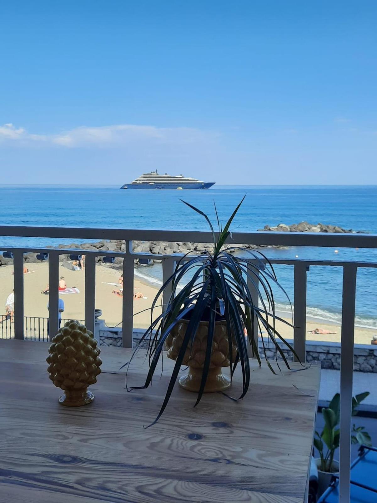 Arcadia Golden Bay Διαμέρισμα Giardini Naxos Εξωτερικό φωτογραφία