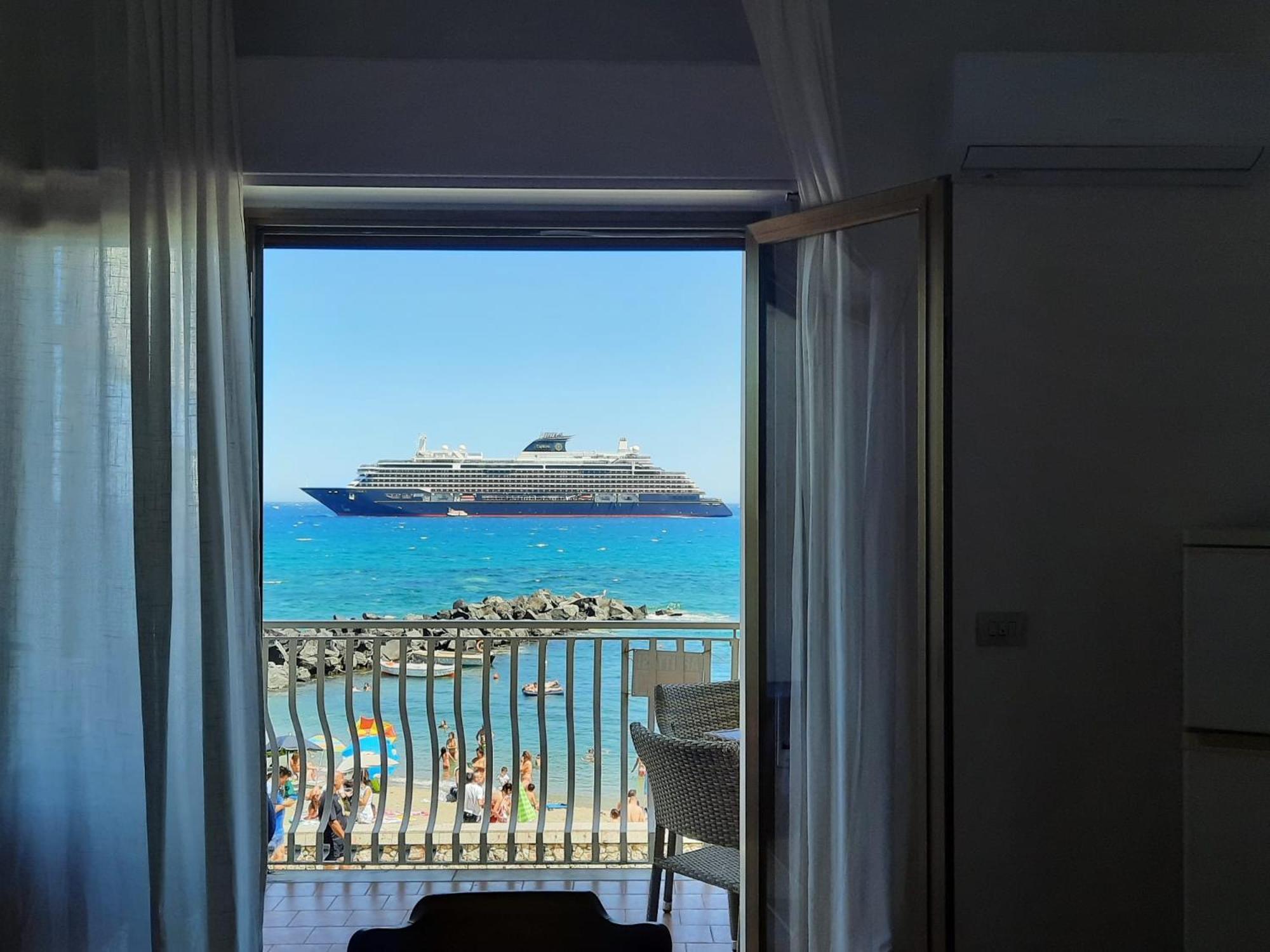 Arcadia Golden Bay Διαμέρισμα Giardini Naxos Εξωτερικό φωτογραφία
