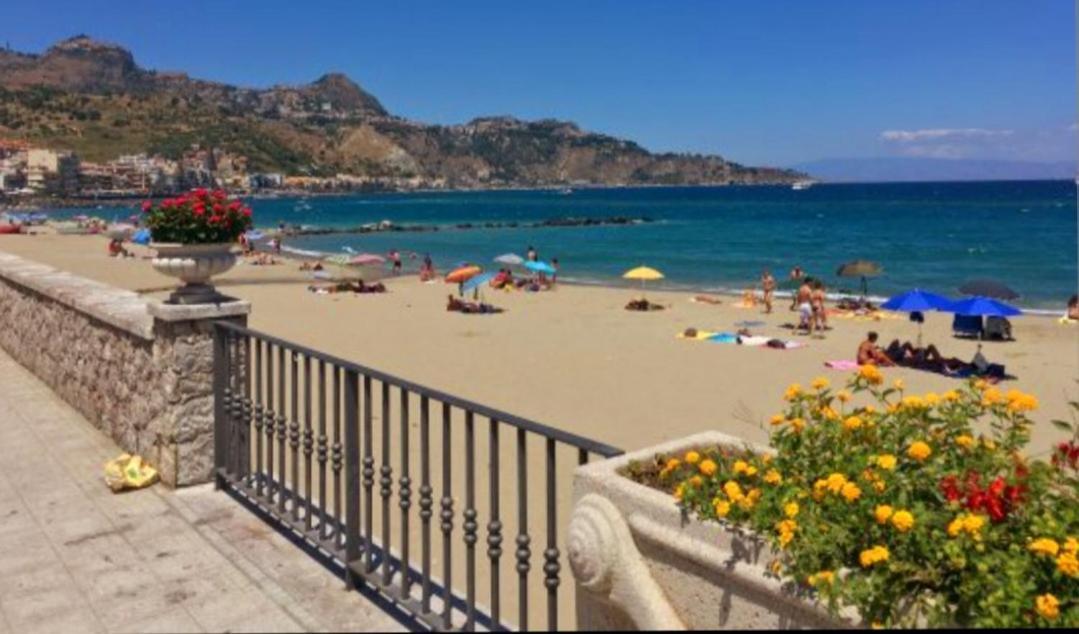 Arcadia Golden Bay Διαμέρισμα Giardini Naxos Εξωτερικό φωτογραφία