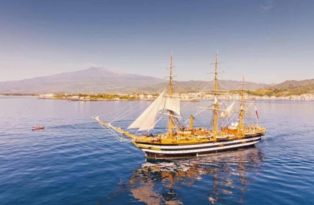Arcadia Golden Bay Διαμέρισμα Giardini Naxos Εξωτερικό φωτογραφία